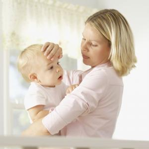 Мать с ребенком Мать с ребенком